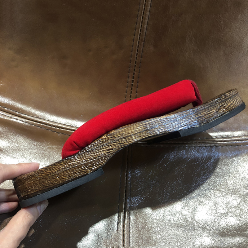 Tongs en bois pour hommes et f - Geta Wooden Sandal avis et prix
